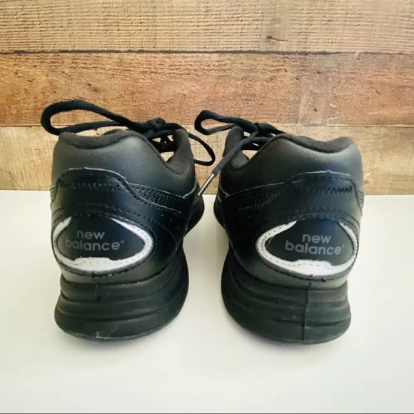 New Balance 577 Leather Walking Sneakers - Picture 4 of 7